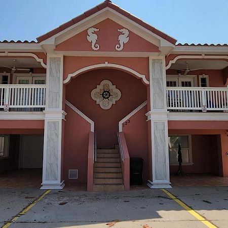 Cozy 2 Bedroom With Big Pool - Campeche Triplex Unit C Home South Padre Island Exterior foto