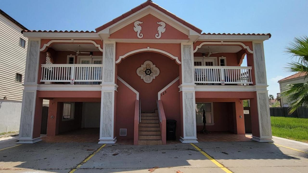 Cozy 2 Bedroom With Big Pool - Campeche Triplex Unit C Home South Padre Island Exterior foto