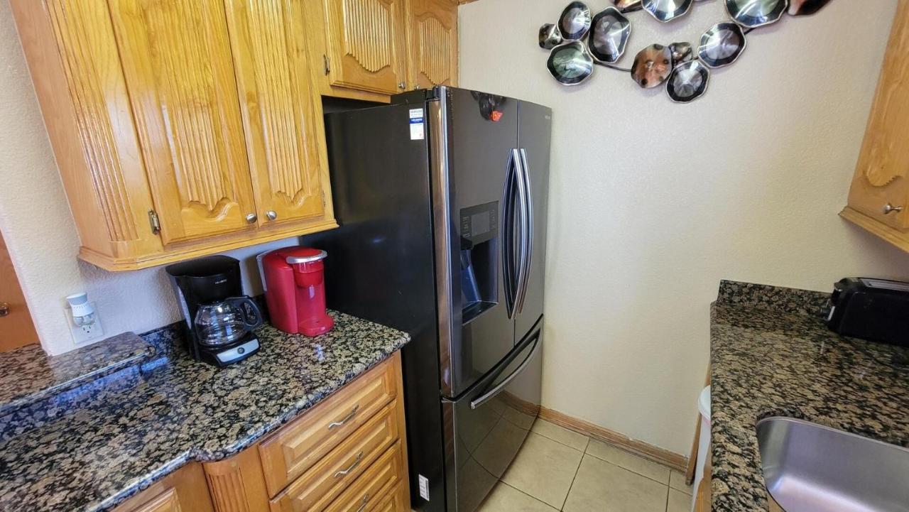 Cozy 2 Bedroom With Big Pool - Campeche Triplex Unit C Home South Padre Island Exterior foto