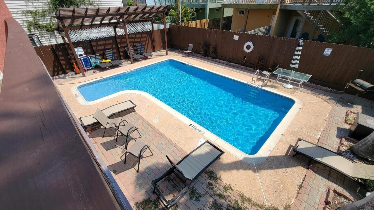 Cozy 2 Bedroom With Big Pool - Campeche Triplex Unit C Home South Padre Island Exterior foto