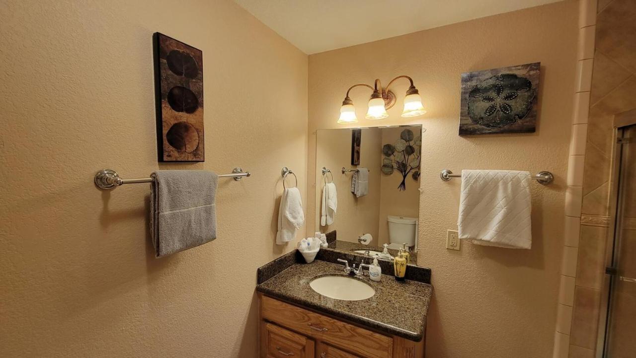 Cozy 2 Bedroom With Big Pool - Campeche Triplex Unit C Home South Padre Island Exterior foto